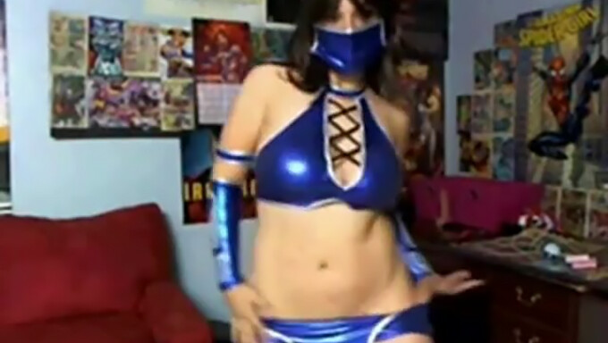 Vú Tự Nhiên To Và Một Màn Trình Diễn Thoát Y Quyến Rũ: Một Cosplay Mortal Kombat Cực Kỳ Sexy