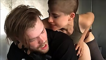 Výstřik A Fisting: Dokonalá Kombinace Pro Tuto Milf