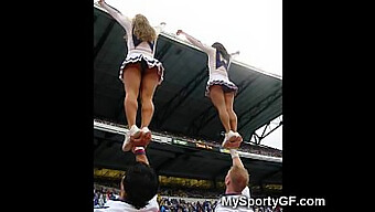 Remaja Cheerleader Voyeuristik Dalam Aksi!