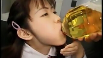 Asian Girl Gets Fucked And Drinks Raw Piss