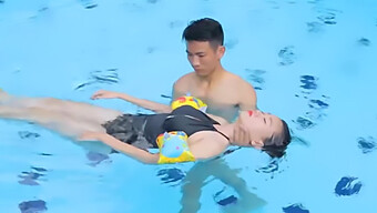 Kỹ Thuật Thư Giãn: Massage Nước Và Các Tư Thế Cơ Thể Nổi