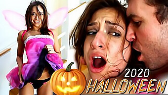 Sara Luvv Og James Deen'S Halloween Sexcapade Med Petite Fairy Princess