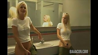 Sensuelle Blondiner: Jesse Jane Og Riley Steele'S Fantastiske Mundgag